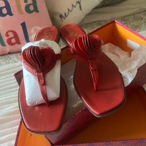 Tory ❤️ thong, leather sandal ❤️